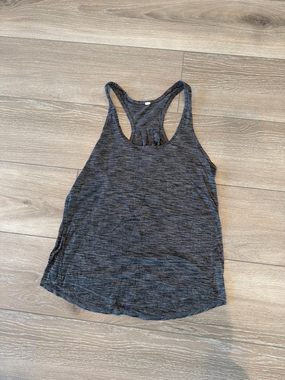 Women Lululemon Tank